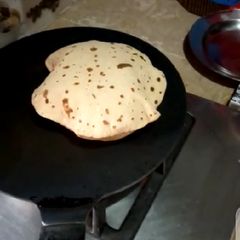 A picture of Roti.
