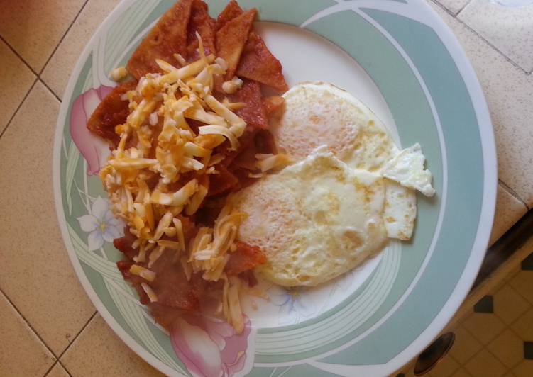 How to Make Quick Chilaquiles