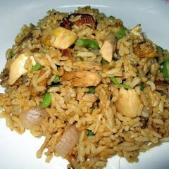 A picture of Fried Rice With Roasted Chicken.