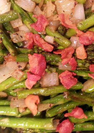 A picture of Bacon Fried Asparagus.