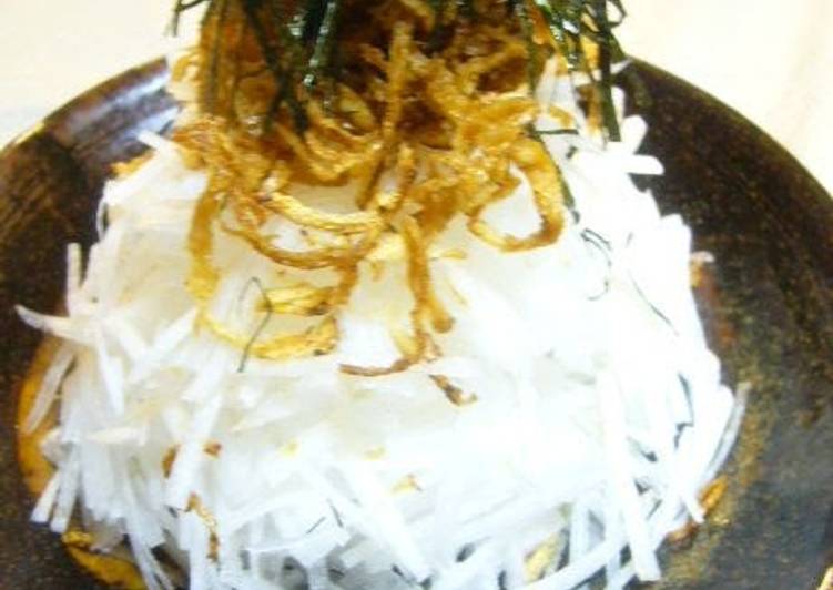 Recipe of Perfect Crispy Abura-age and Jullienned Daikon Salad