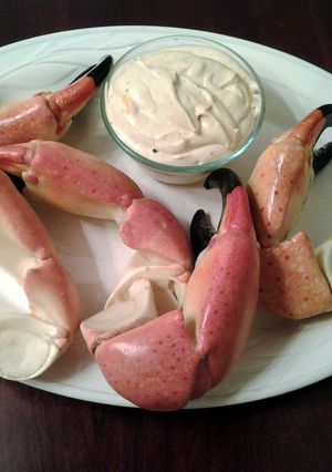 A picture of Stone Crabs With Mustard Sauce.