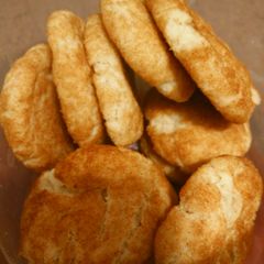 A picture of Snicker Doodle Cookies.