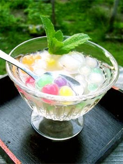 A picture of Seven-Colored Tapioca Pearls and Lychee Compote.