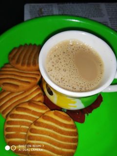 अदरक वाली चाय (Adrak wali chai recipe in hindi) रेसिपी मुख्य फोटो