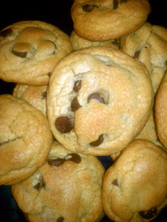 A picture of best chocolate chip cookies.