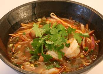 Popular Cuisine Simple Tom Yum Pho Practical Delicious