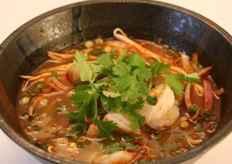 Simple Tom Yum Pho Simple Tom Yum Pho
