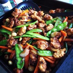A picture of Honey Chicken Stir-fry.