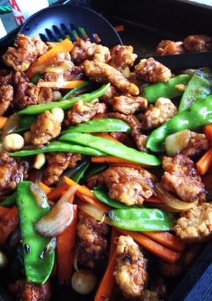 A picture of Honey Chicken Stir-fry.