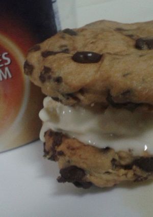 A picture of Chocolate Chip Cookies.