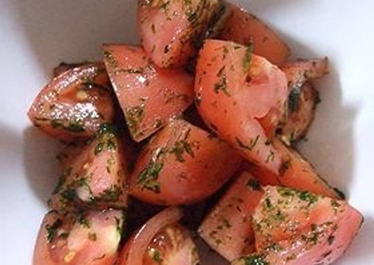 Simple Way to Prepare Appetizing Oil-Free Tomato and Ao-Nori Seaweed Salad