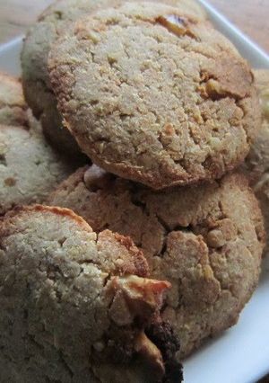 A picture of Banana and Okara Cookies for Vegans.
