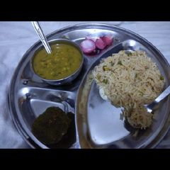 A picture of Dal.
