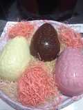 Huevos de Pascuas tradicional en tres colores!!