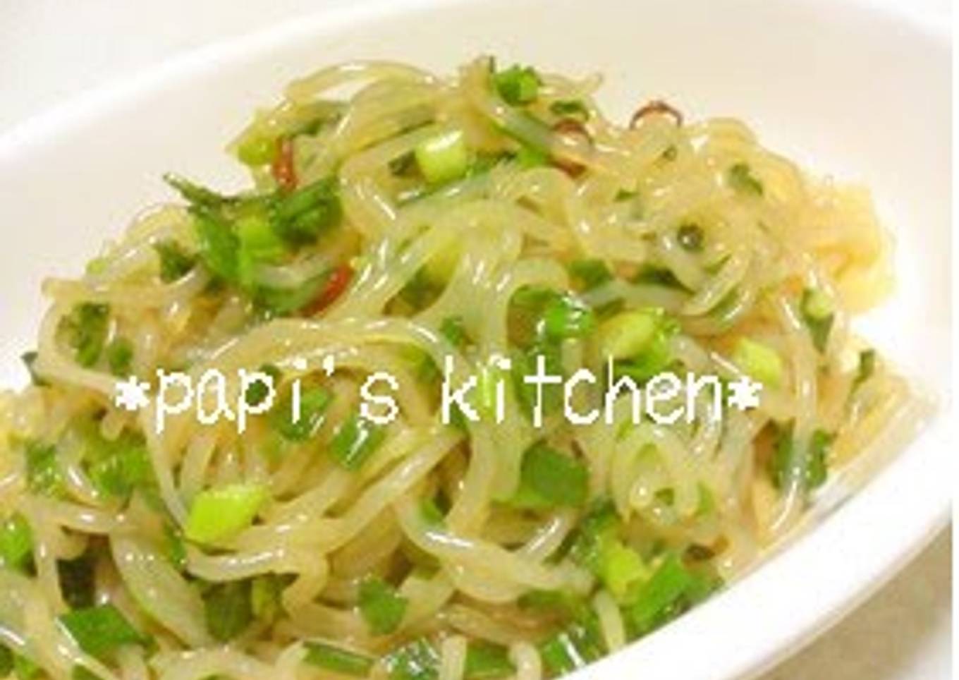 Packed with Green Onions! Spicy Stir Fried Shirataki Noodles