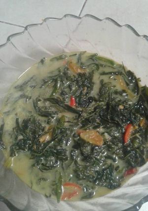 Foto resep Daun singkong kuah santan