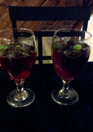 A picture of The Perfect Cherry Pomegranate Mojito!.