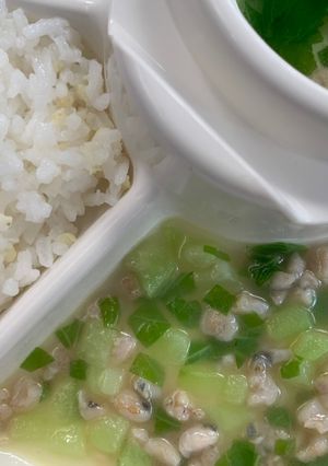 Hình của món Ếch xào mướp - lá lốt.