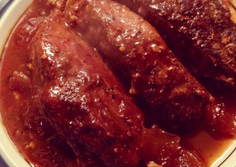 Recipe of Speedy Bourbon BBQ Pork Ribs (crockpot)