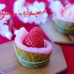 Strawberry and Sakura Mochi A picture of Strawberry and Sakura Mochi.