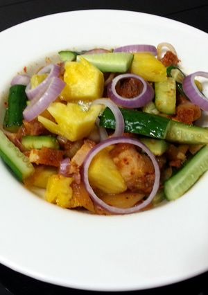A picture of Spicy Roasted Pork Salad /Sambal Pork Rojak.