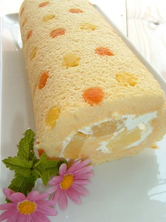 Recipe Refreshing Polka Dot Roll Cake which Delicious
