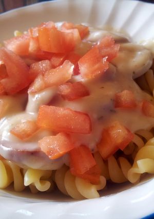 A picture of kielbasa alfredo.