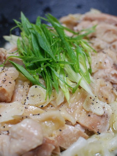A picture of Sake Steamed Cabbage & Salt-Rubbed Chicken.