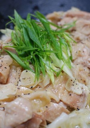 A picture of Sake Steamed Cabbage & Salt-Rubbed Chicken.