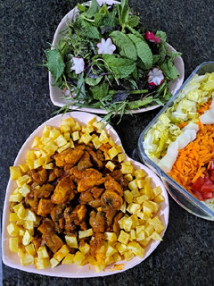 عکسی از دستور خوراک قارچ و مرغ