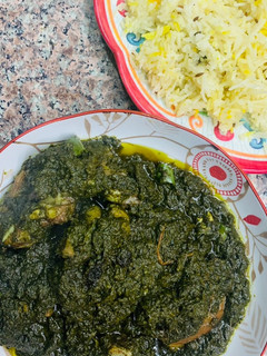 A picture of Palak Gosht.