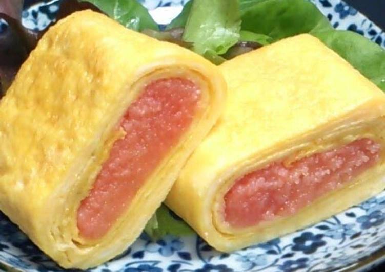 Recipe of Homemade Tarako Tamagoyaki for your Bento or Appetizer