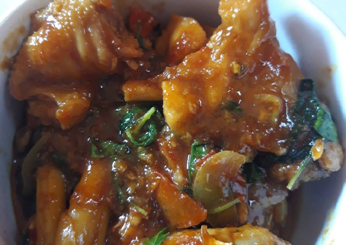 Ayam woku kemangi