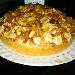 A picture of Almond Cake.