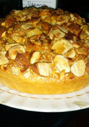 A picture of Almond Cake.