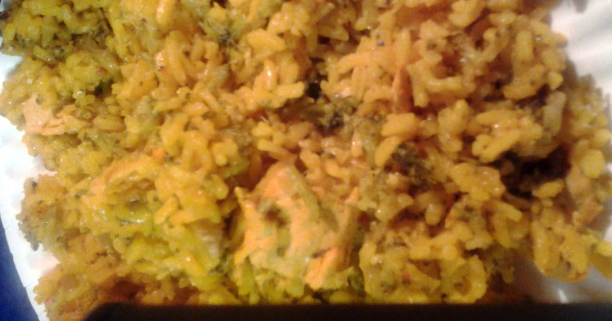 Italian chicken broccoli and yellow rice Recipe by skunkmonkey101 Cookpad