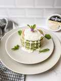 Pancake salati all’alga spirulina e crema di Taleggio 💚