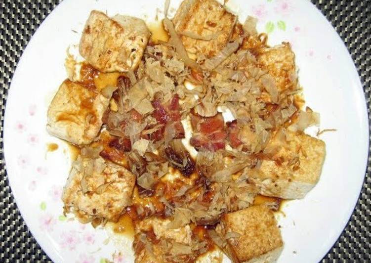 Fried Tofu Top Bacon And Shaved Mackerel