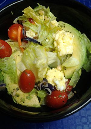 A picture of Yes another salad.