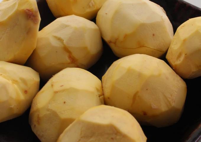 Steps to Make Eric Ripert How To Peel The Outer Shell and Inner Skin of Chestnuts