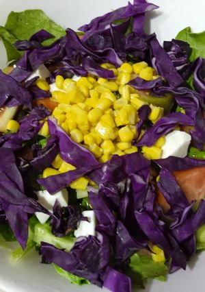 Una foto de Ensalada colorida