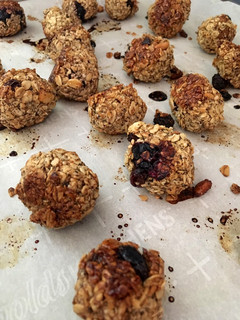 A picture of Oatmeal Protein Balls.