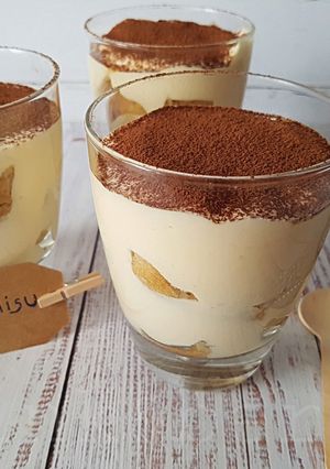 Tiramisu pohárban recept fotója