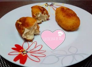 Foto principal de Croquetas de pollo a l'ast - las mejores croquetas de la abuela