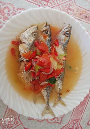 Foto resep Ikan kembung kuah tomat