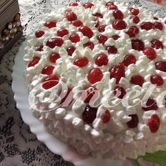 A picture of Christmas Beauty (Eggless Chocolate Cake).