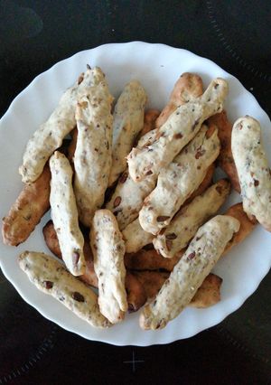 Una foto de Palitos de pan con pipas y algas
