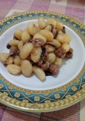 Foto di Gnocchi radicchio e salsiccia