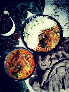 عکسی از دستور مرغ كاری و خامه...